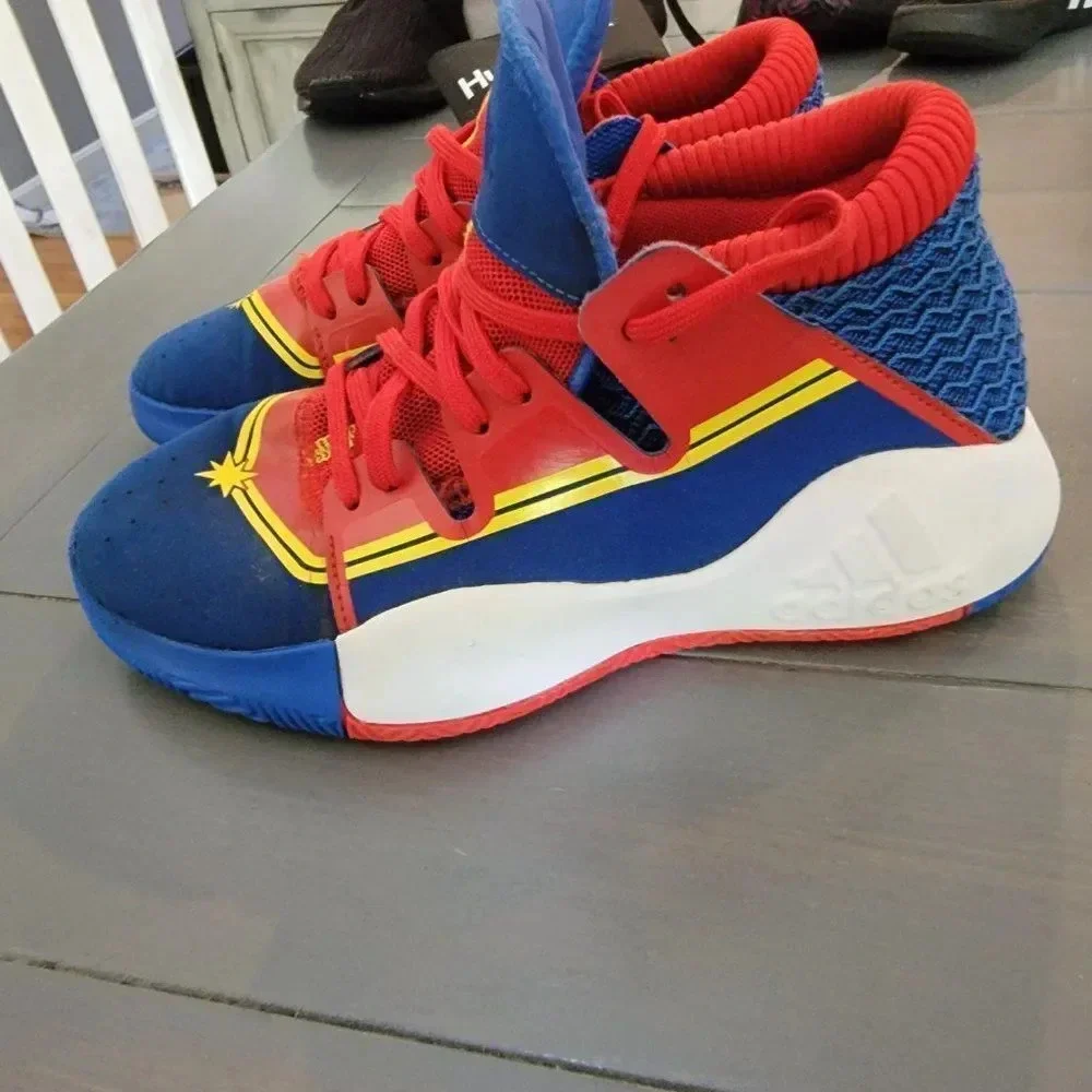 Adidas Blue & Red Youth Boys Pro Vision Captain Marvel Comfort Shoes Siz…